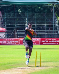 Richard Ngarava Height in Feet